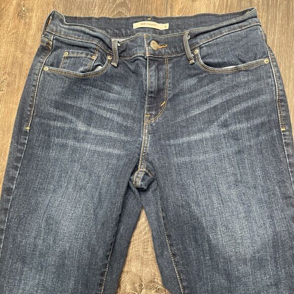 Levi's 505 Straight Women's Size 6 Jeans Dk Wash Denim Classic 90's Lt distress - Picture 3 of 11